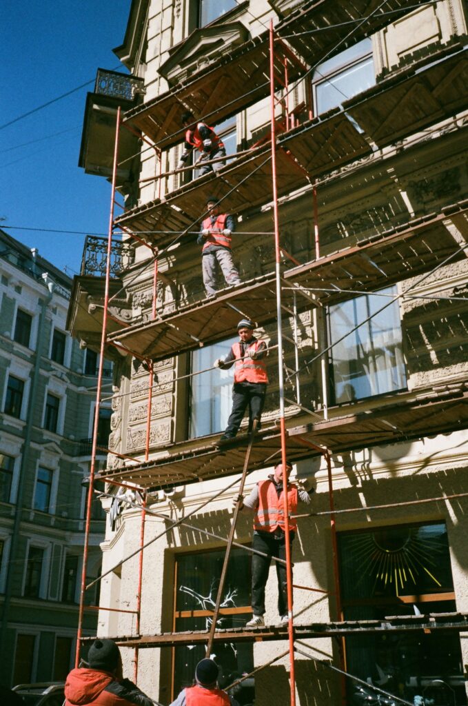 pexels myatezhny39 2209529